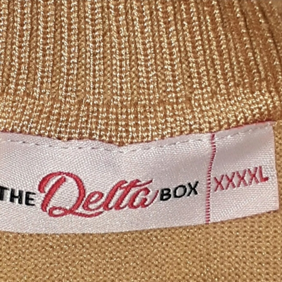 THE DELTA BOX Women's DELTA SIGMA Knit Top Beige/Red Crewneck 4X (XXXXL) NWOT - Picture 6 of 7